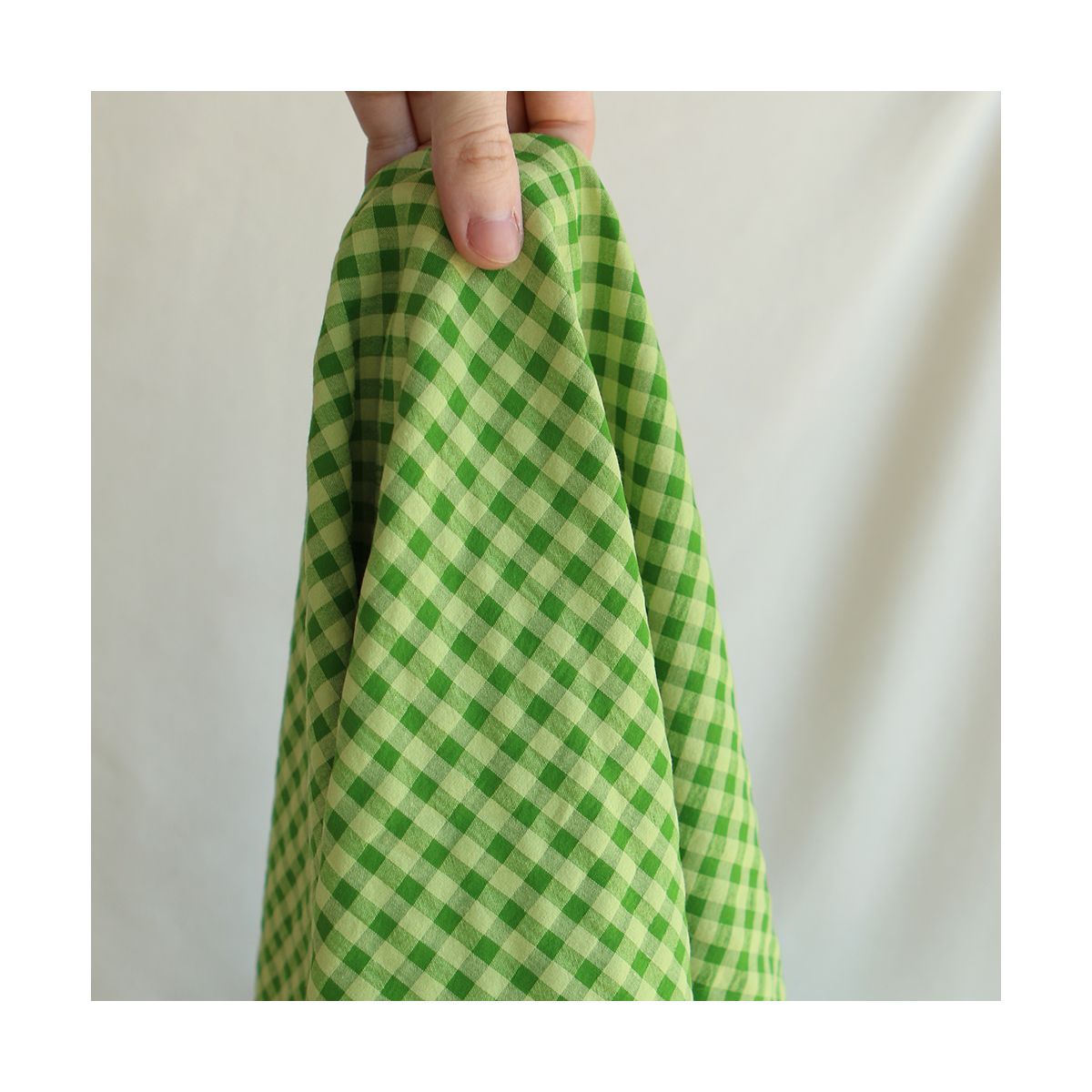 Seersucker / Coton gaufré vichy 6mm matcha Seersucker / Coton gaufré vichy 6mm matcha