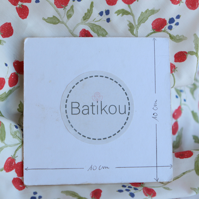 Mara - Popeline de coton imprimé fraises des bois