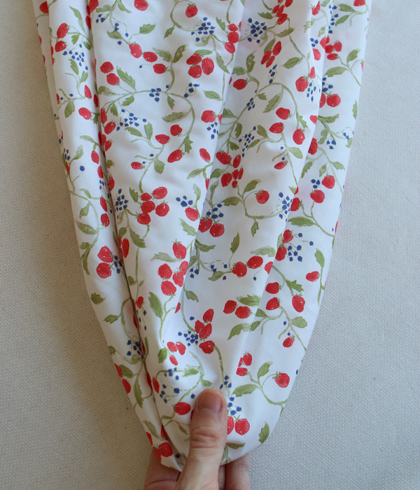 Mara - Popeline de coton imprimé fraises des bois