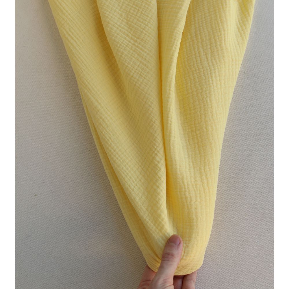 Double gaze de coton unie jaune lemon tendre