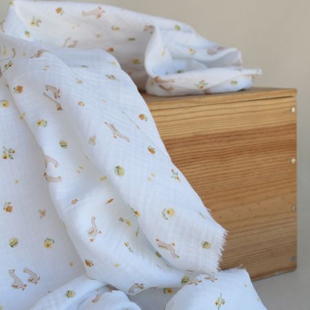 Octave - Double gaze de coton BIO blanc motif petites oies Octave - Double gaze de coton BIO blanc motif petites oies