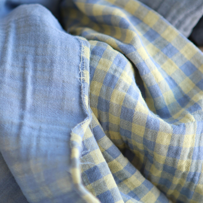 Double gaze de coton réversible vichy lemon et bleu baltique