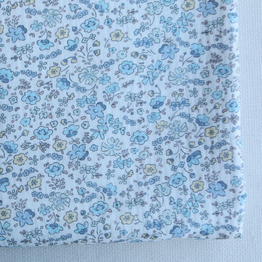 Albane - Double gaze de coton motif fleuri bleu ciel
