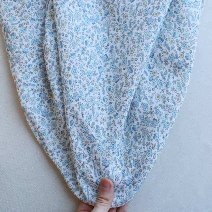 Albane - Double gaze de coton motif fleuri bleu ciel