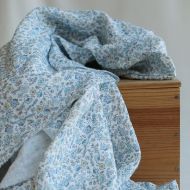 Albane - Double gaze de coton motif fleuri bleu ciel