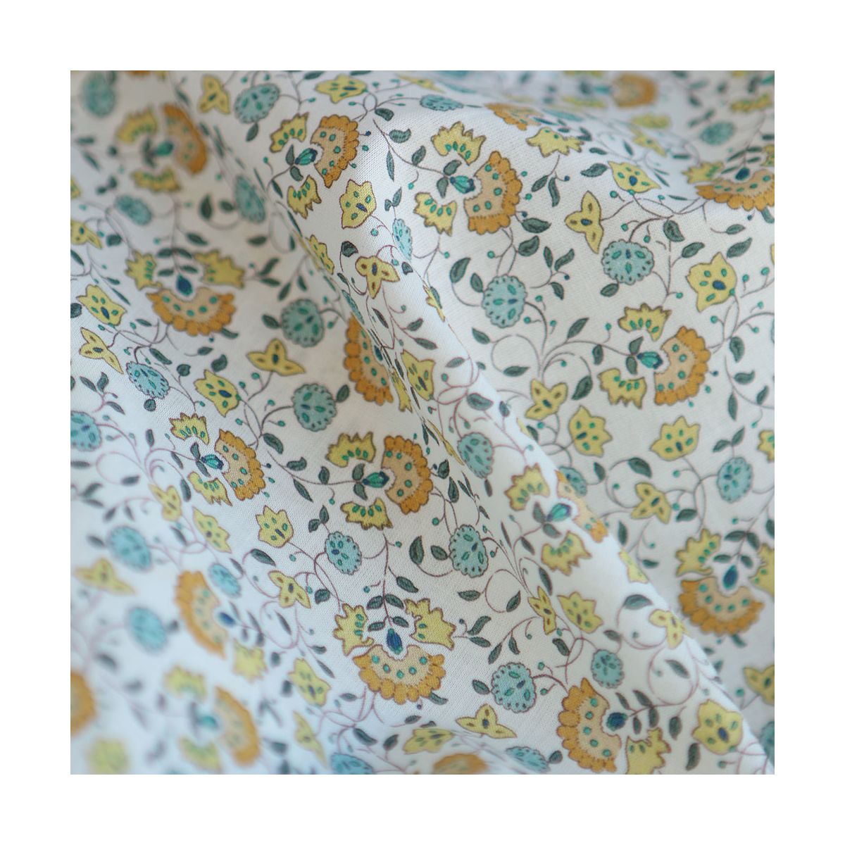 Valentine - Batiste de coton SILKYNE à imprimé fleuri orange et bleu Valentine - Batiste de coton SILKYNE à imprimé fleuri orange et bleu