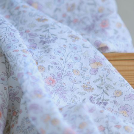Faustine - Coton lavé bio blanc fleuri pastel Faustine - Coton lavé bio blanc fleuri pastel
