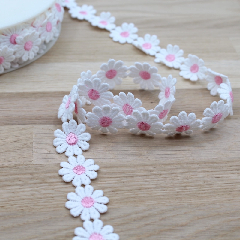Galon guipure pâquerettes  25mm x 1m