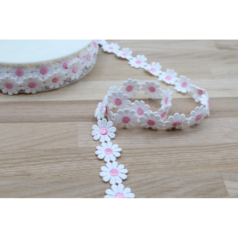 Galon guipure pâquerettes  25mm x 1m