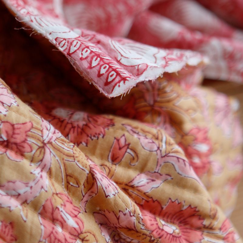 ISHA - Tissu indien matelassé double face coton hand block largeur 100cm