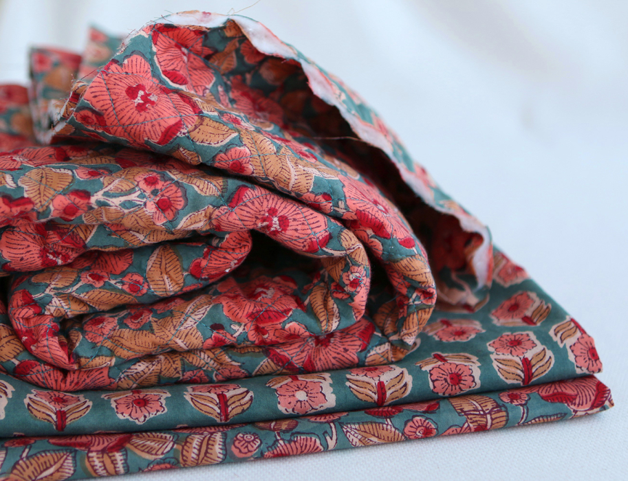 Sahar - Tissu indien matelassé double face coton hand block teal largeur 100cm