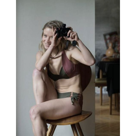 Livre Patrons de couture femme: lingerie et maillots de bain du 34 au 50 et du 85A au 115G