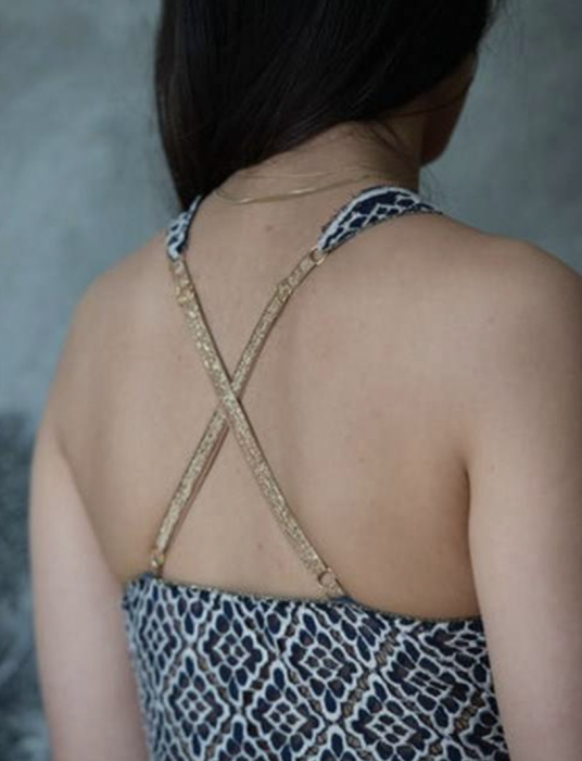 Livre Patrons de couture femme: lingerie et maillots de bain du 34 au 50 et du 85A au 115G