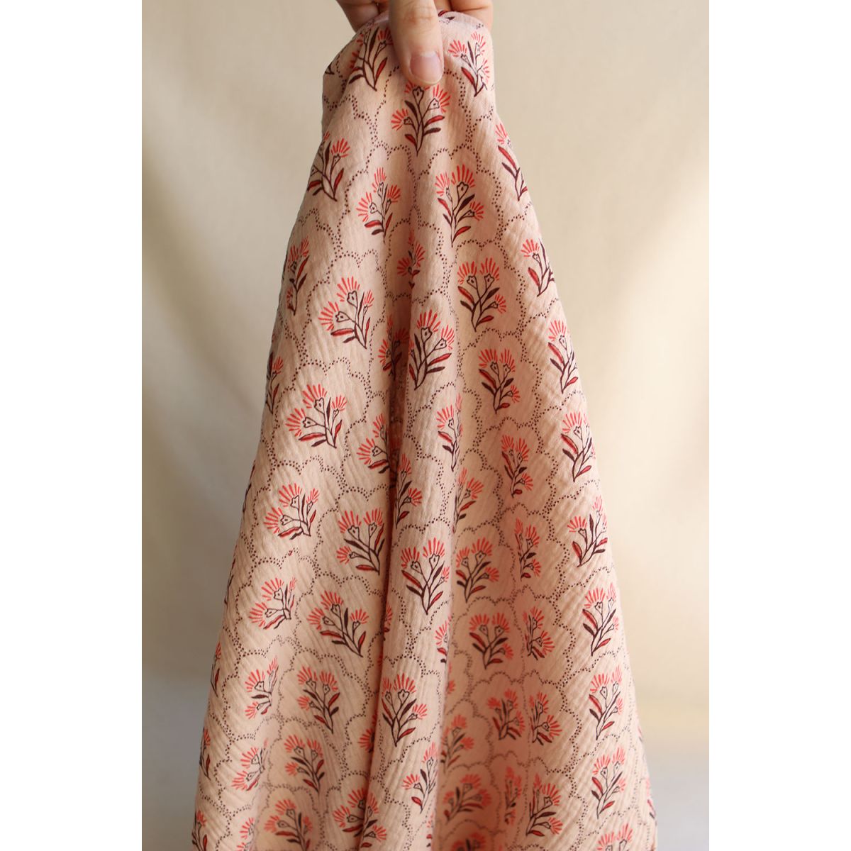 Luly - Double gaze de coton fond vieux rose Luly - Double gaze de coton fond vieux rose