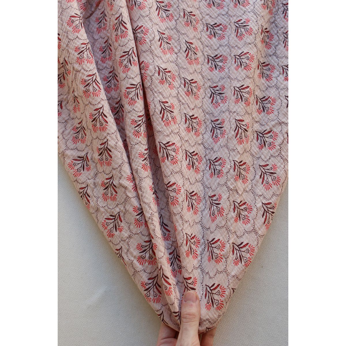 Luly - Double gaze de coton fond vieux rose Luly - Double gaze de coton fond vieux rose