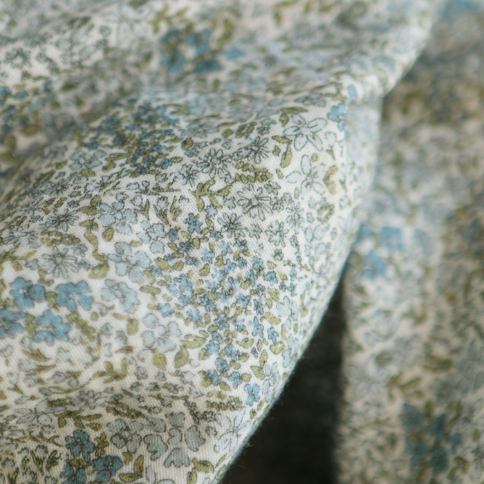 Double gaze de coton imprimé fleuri bleu