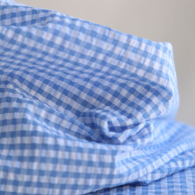 Seersucker / Coton mélangé gaufré vichy blanc et bleu ciel