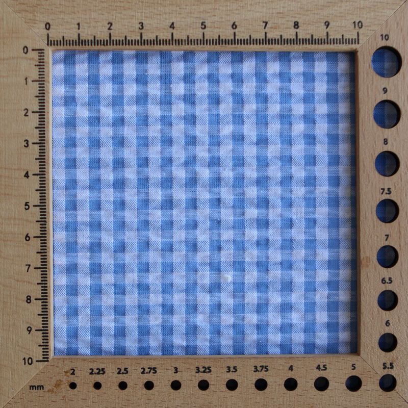 Seersucker / Coton mélangé gaufré vichy blanc et bleu ciel