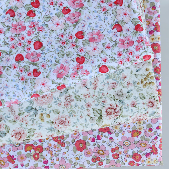 Clélie - Batiste de coton BIO à imprimé fleuri corail