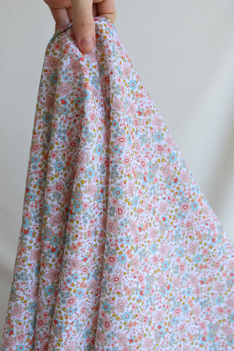 Clélie - Batiste de coton BIO à imprimé fleuri rose, bleu et vert