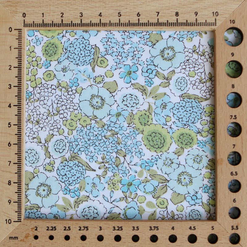 Charline - Popeline de coton BIO imprimé fleuri bleu