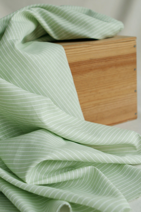 Baptiste - Tissu lin coton rayure 1mm blanc lait et vert amande