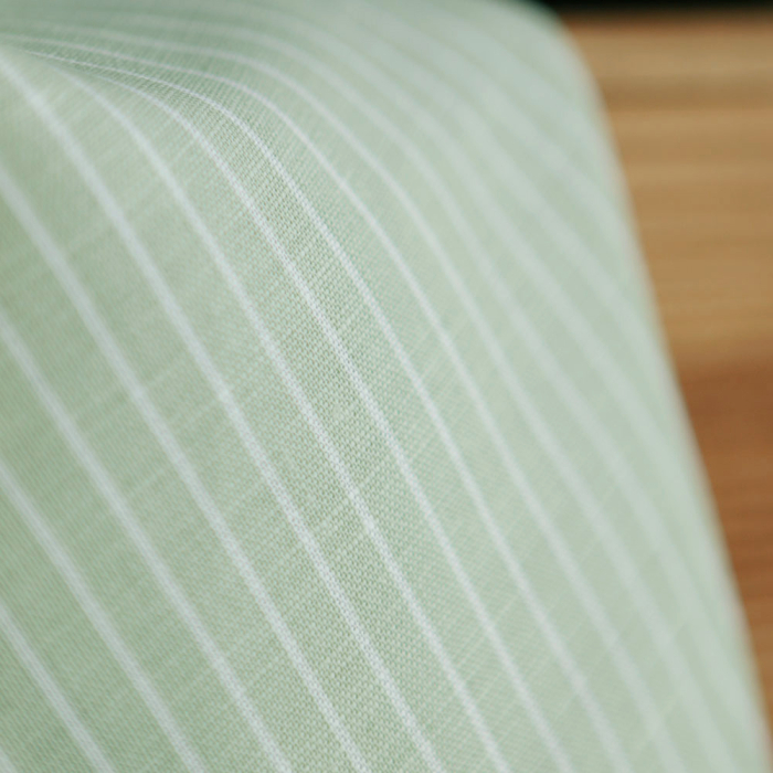 Baptiste - Tissu lin coton rayure 1mm blanc lait et vert amande