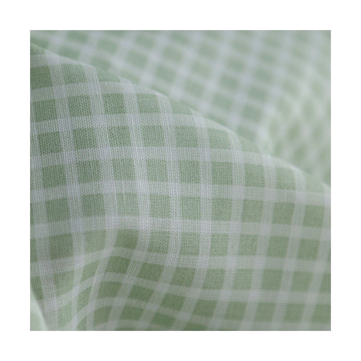 Paul - Tissu lin coton rayures 1mm blanc lait et vert amande Paul - Tissu lin coton rayures 1mm blanc lait et vert amande