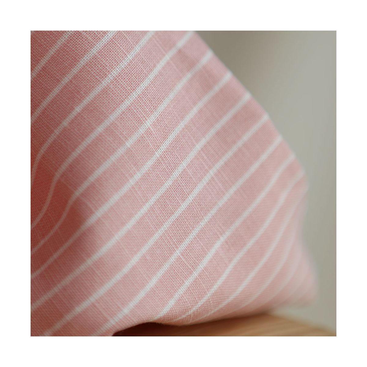 Baptiste - Tissu lin coton rayures 1mm blanc lait et rose blush