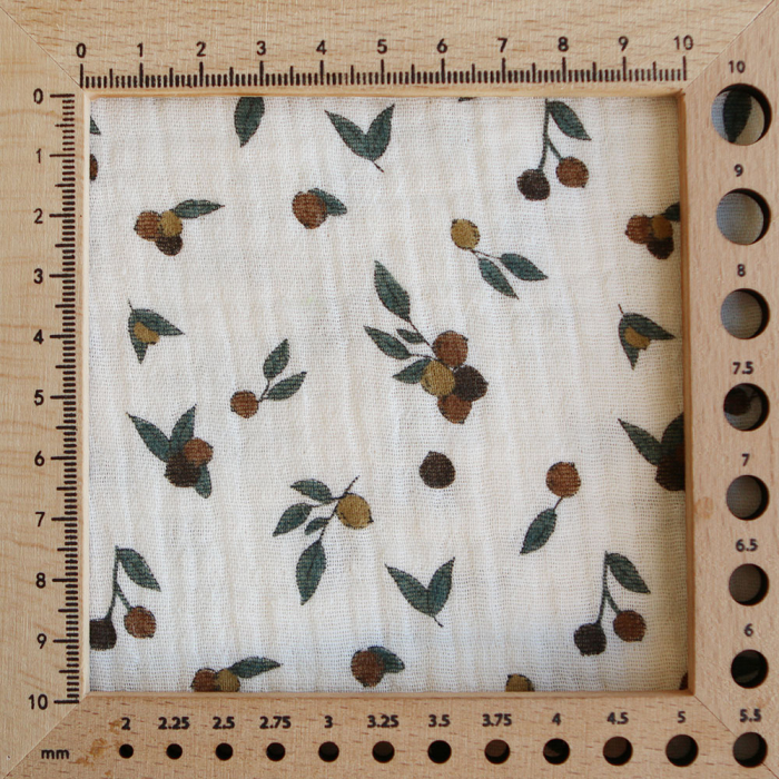 Hind - Double gaze de coton BIO écru motif exclusif baies coloris forêt