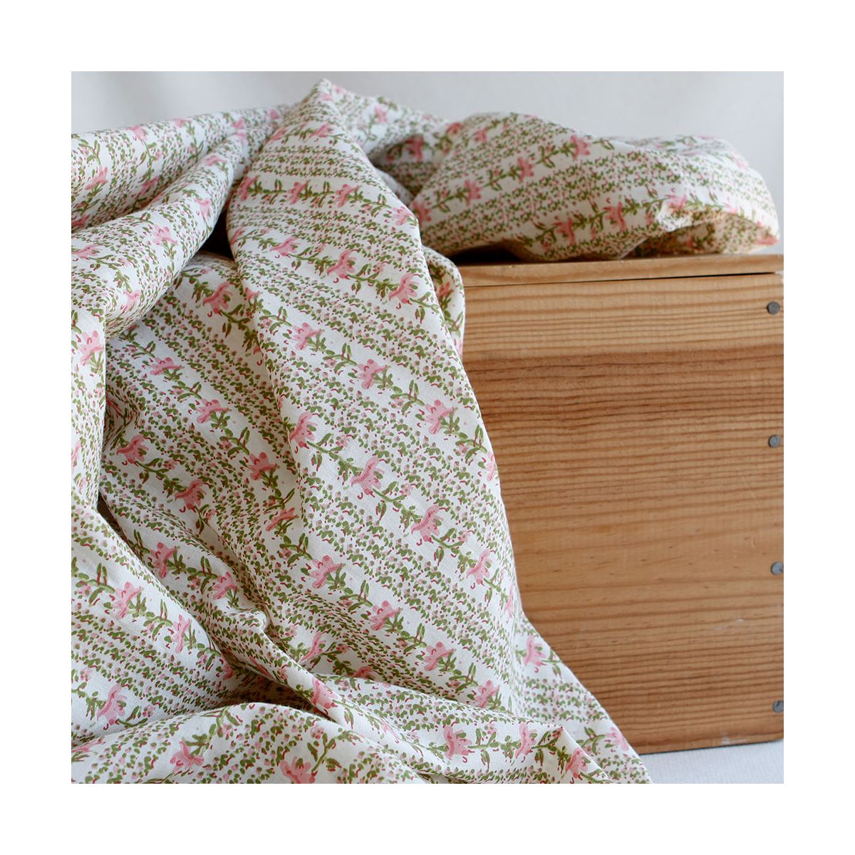 copy of Karishma C - Tissu indien en coton imprimé main Hand Block Artisanal copy of Karishma C - Tissu indien en coton imprimé main Hand Block Artisanal
