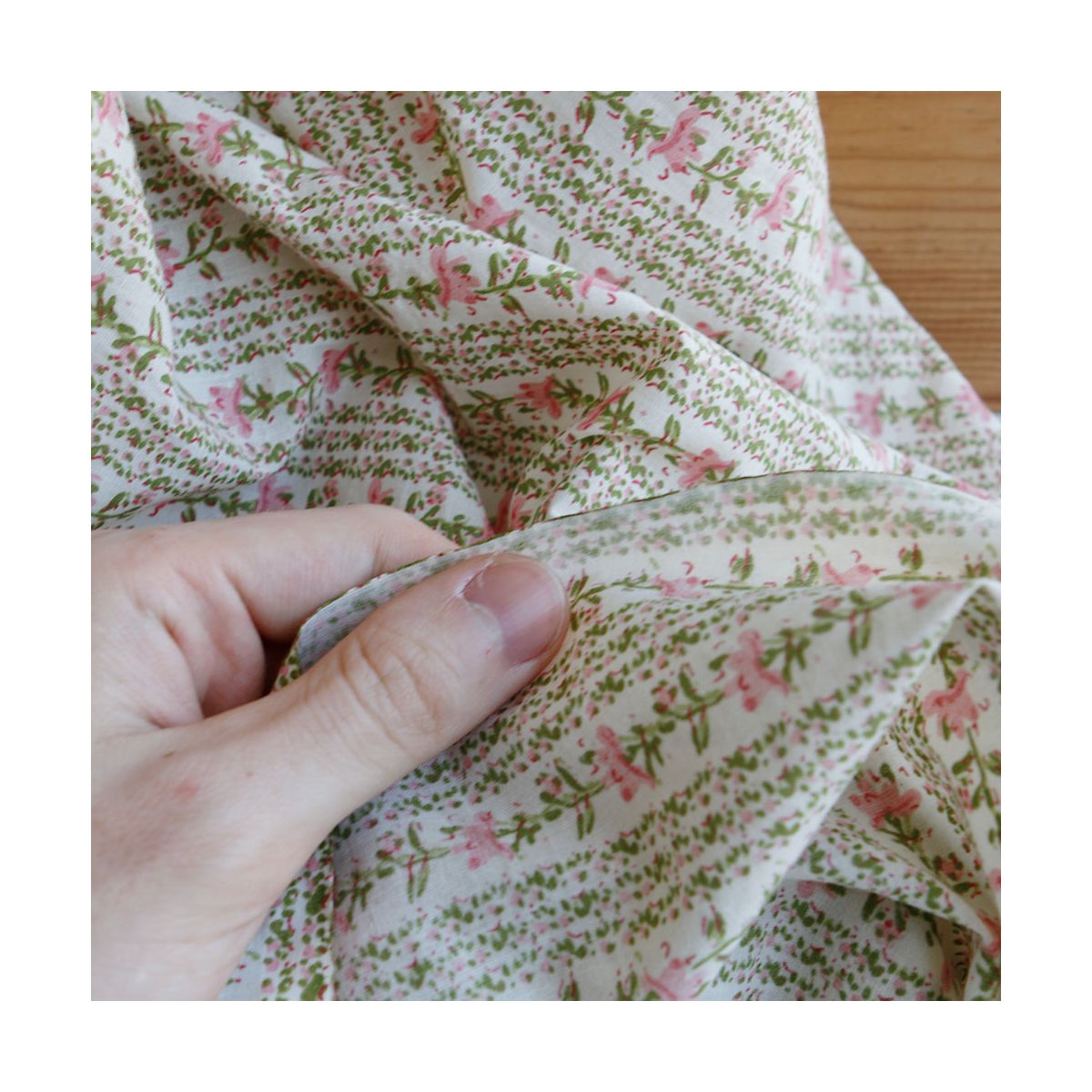 copy of Karishma C - Tissu indien en coton imprimé main Hand Block Artisanal copy of Karishma C - Tissu indien en coton imprimé main Hand Block Artisanal
