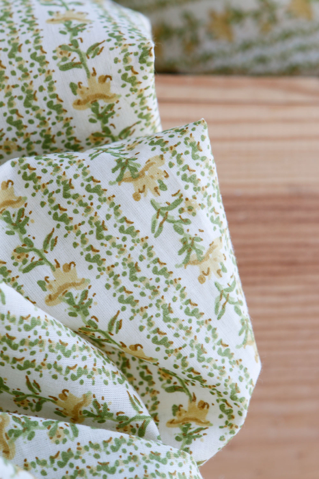 Karishma jaune C - Tissu indien en coton imprimé main Hand Block Artisanal