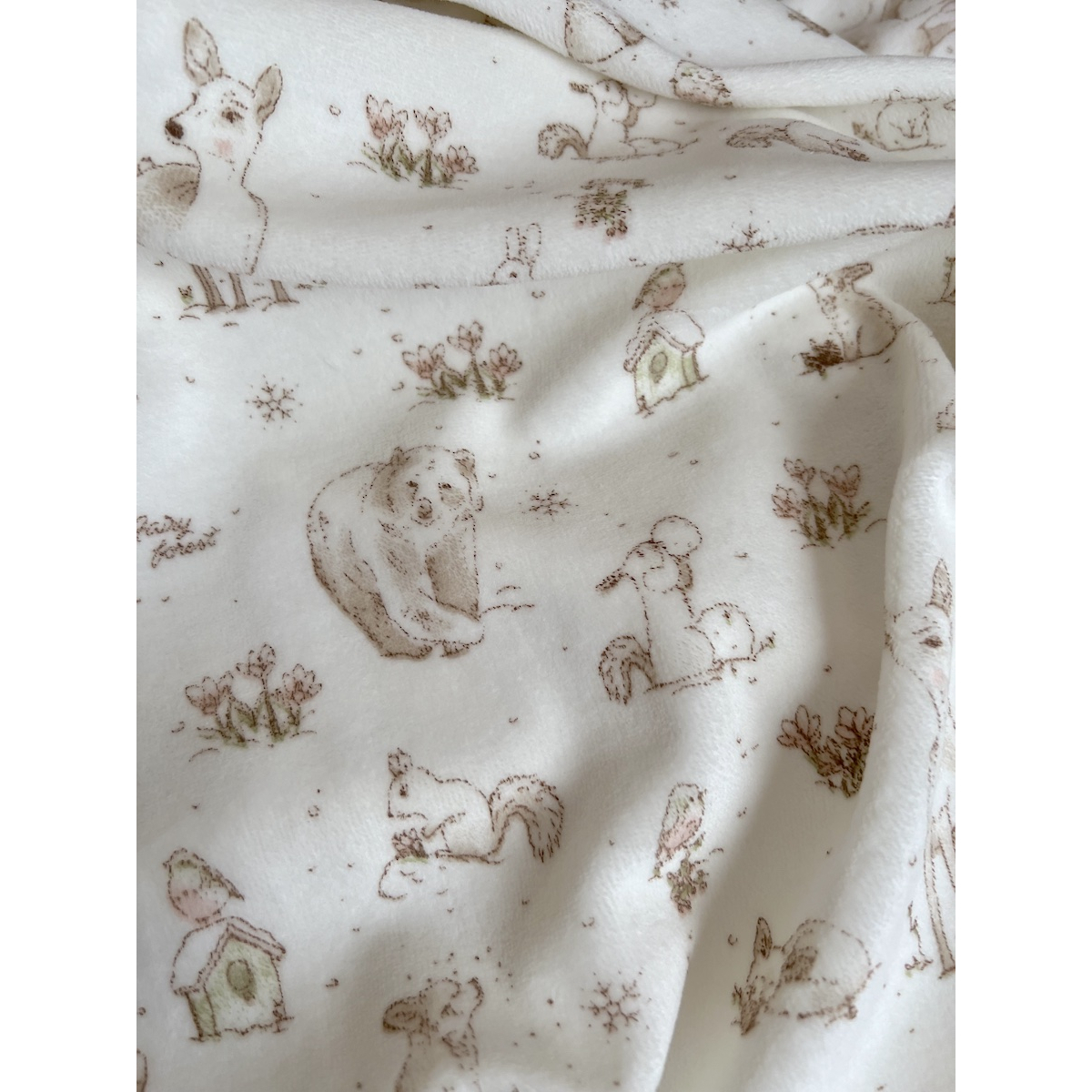Robin - Velours de coton Nicky motif forêt tons beige Tissus issus de l'agriculture biologique  - 6 Robin - Velours de coton Nicky motif forêt tons beige Tissus issus de l'agriculture biologique  - 6