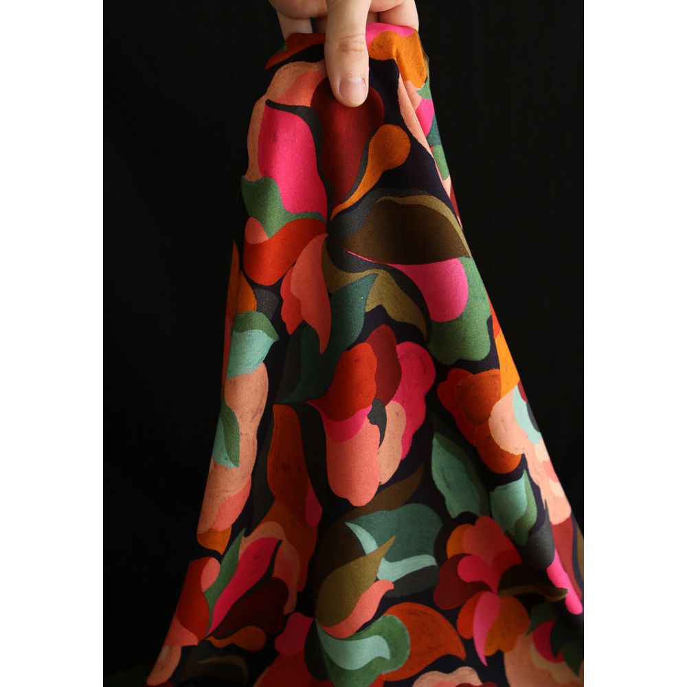 Abiva - Viscose imprimé graphique et fleuri fuschia