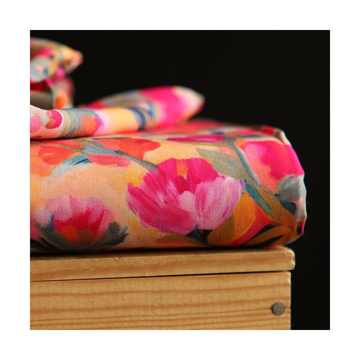 Fabiola - Viscose Ecovero imprimé fleuri orange / fuschia Fabiola - Viscose Ecovero imprimé fleuri orange / fuschia