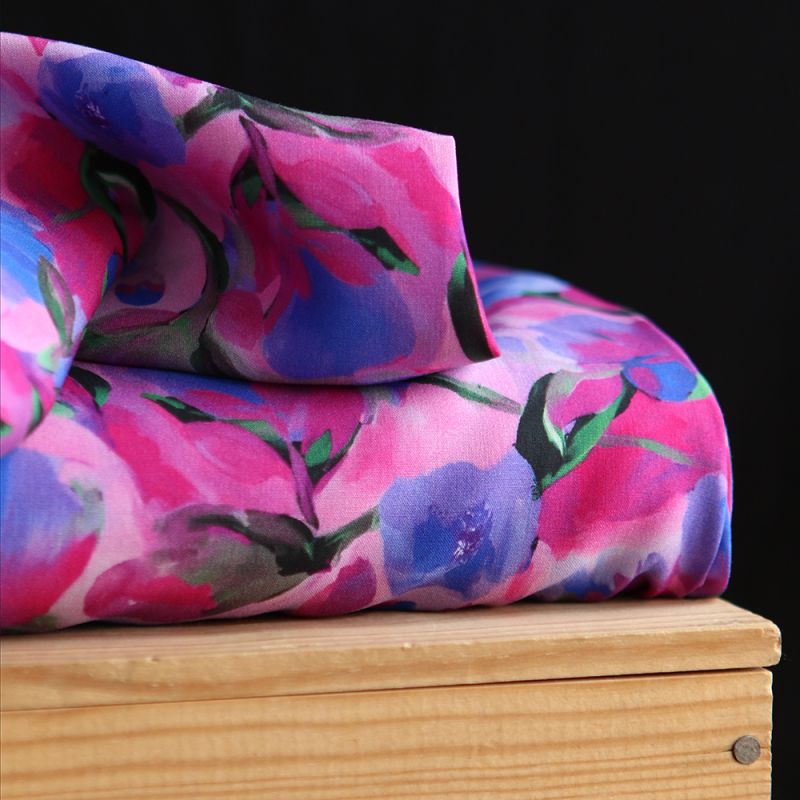 Fabiola - Viscose Ecovero imprimé fleuri purple