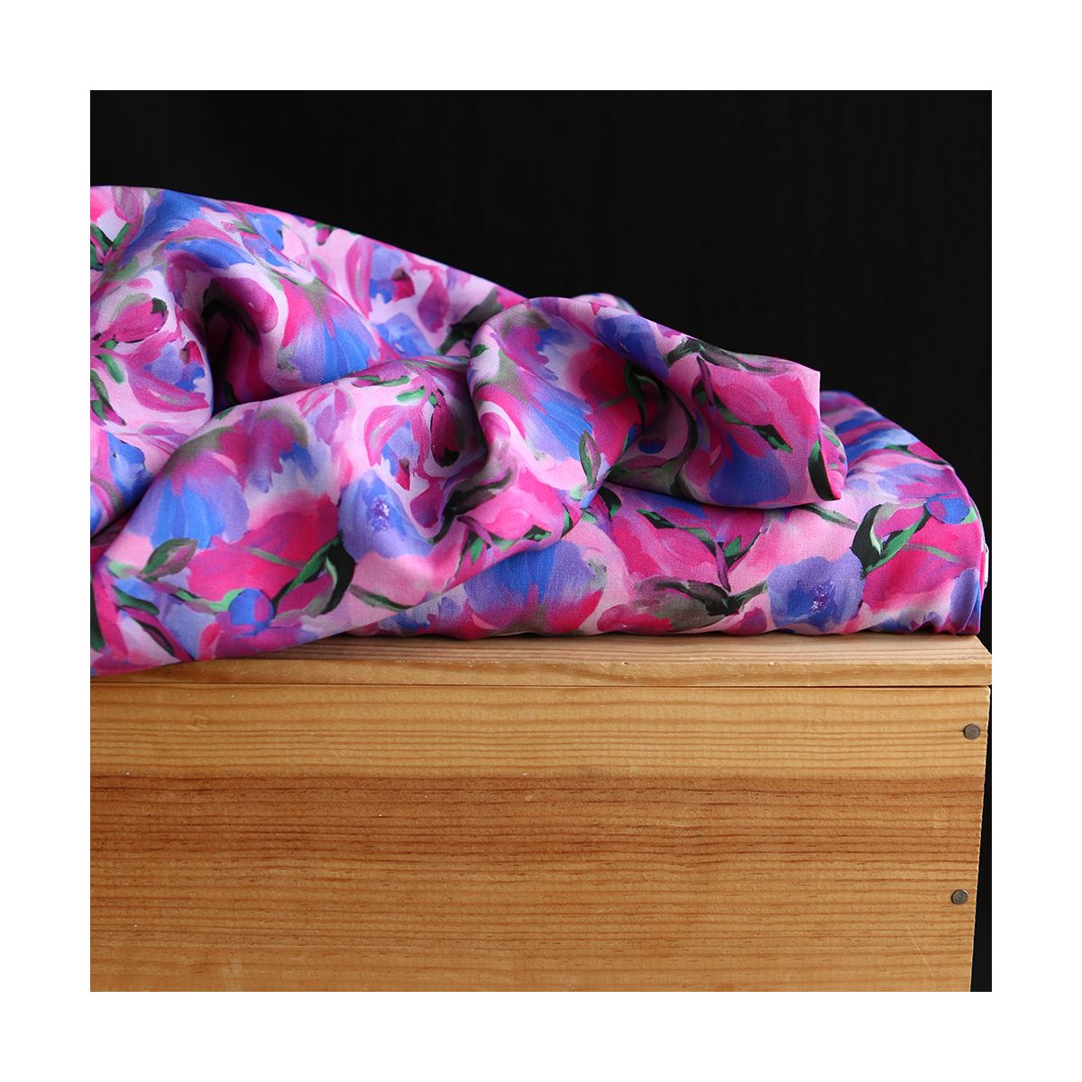 Fabiola - Viscose Ecovero imprimé fleuri purple Fabiola - Viscose Ecovero imprimé fleuri purple