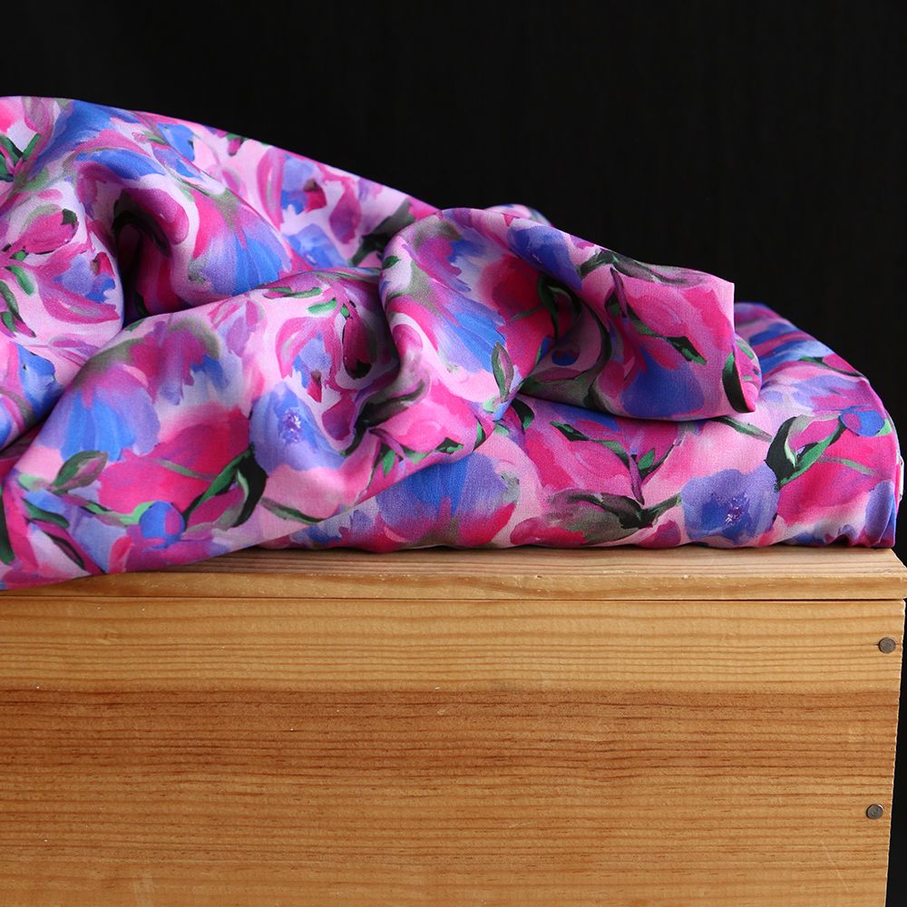 Fabiola - Viscose Ecovero imprimé fleuri purple