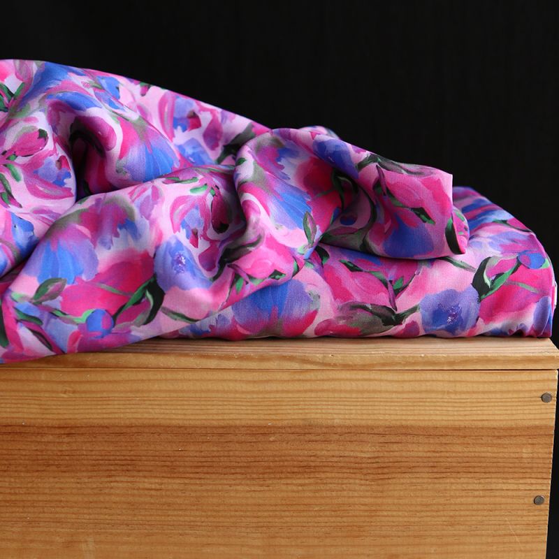 Fabiola - Viscose Ecovero imprimé fleuri purple