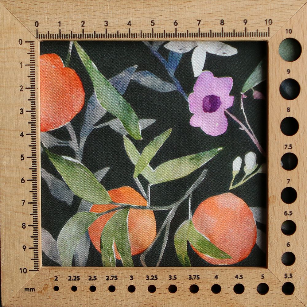 Neroli - Viscose satinée imprimé fleuri anthracite et orange