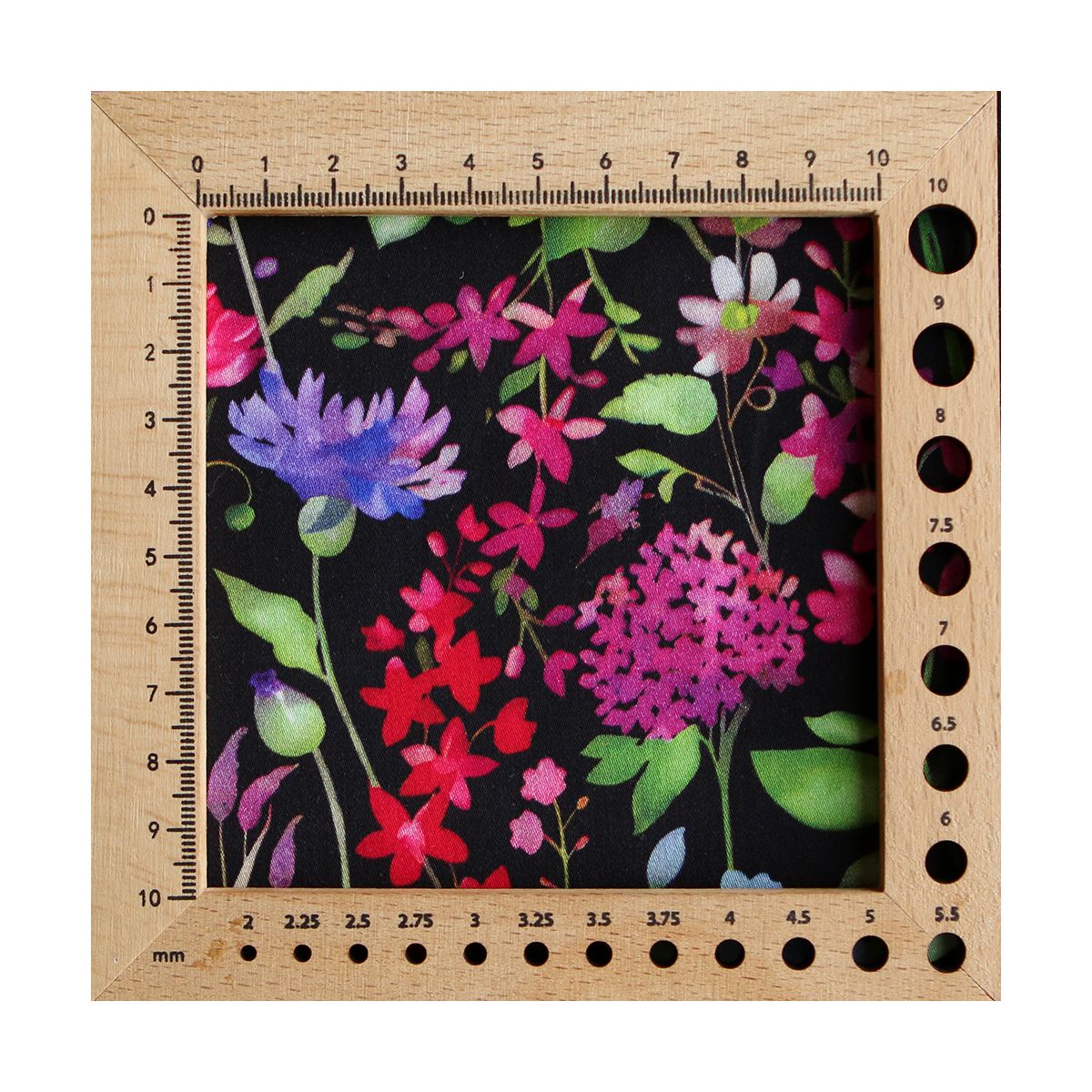 Neïla - Viscose satinée imprimé fleuri noir rose et rouge Neïla - Viscose satinée imprimé fleuri noir rose et rouge