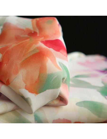Aurélie - Viscose Ecovero imprimé fleuri corail et vert