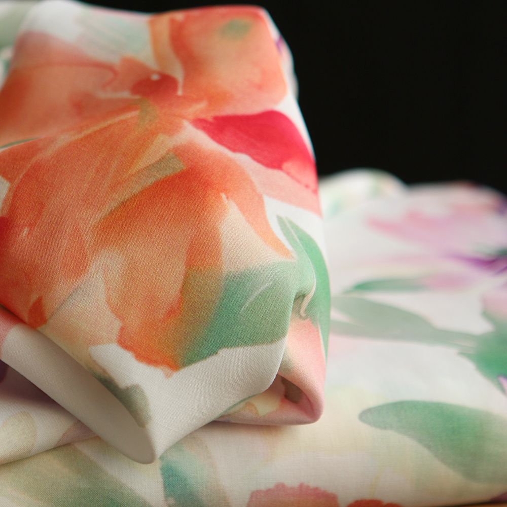 Aurélie - Viscose Ecovero imprimé fleuri corail et vert