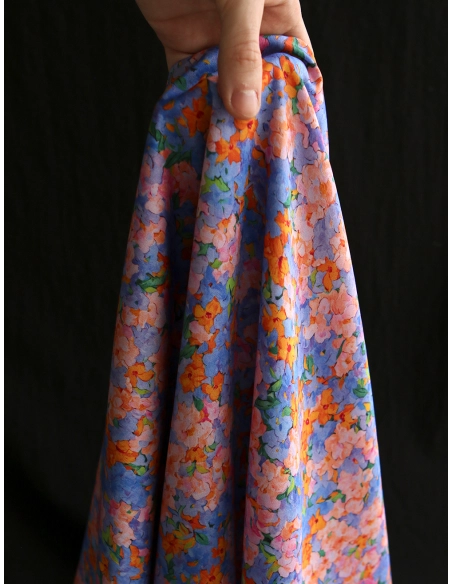 Cécile - Viscose satinée imprimé fleuri parme