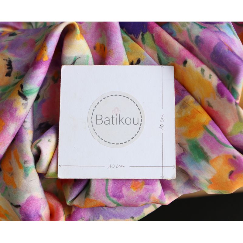 Emna - Viscose satinée imprimé fleuri parme