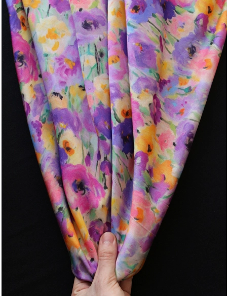 Emna - Viscose satinée imprimé fleuri parme