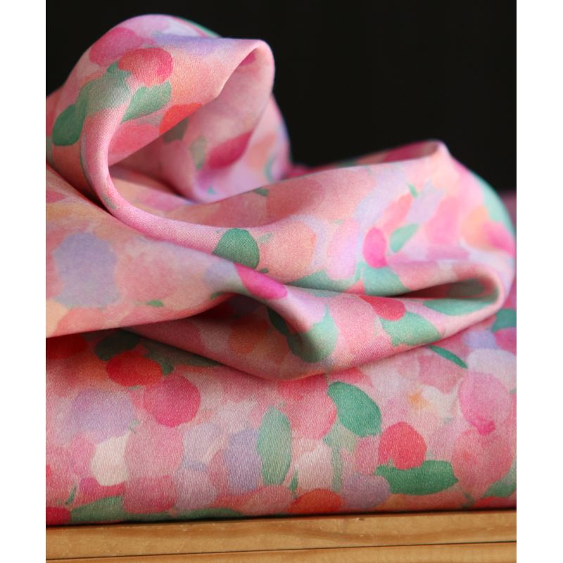 Rosine - Viscose satinée imprimé abstrait rose