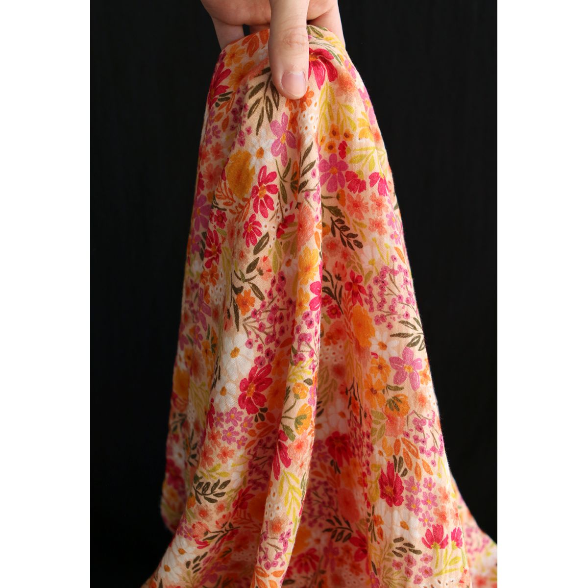 Irina - Double gaze de coton motif fleuri corail fruité