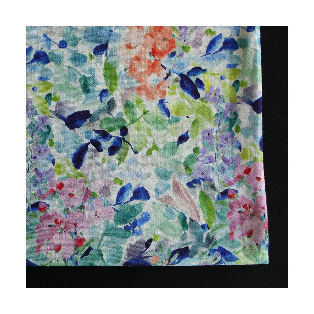 Crêpe lin et viscose imprimé fleuri bleu et vert Crêpe lin et viscose imprimé fleuri bleu et vert